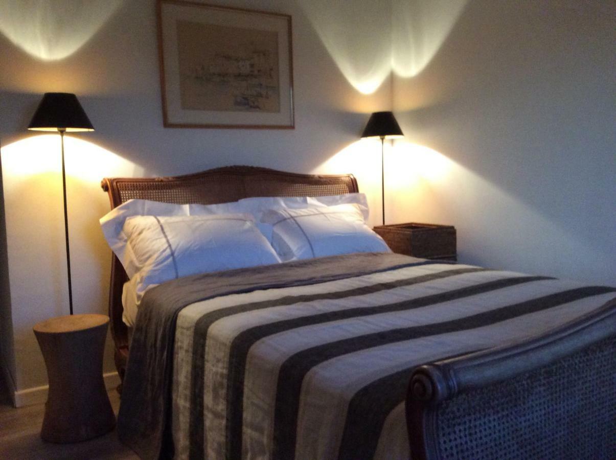 Bed and Breakfast Le Mas Amore Гассен Экстерьер фото